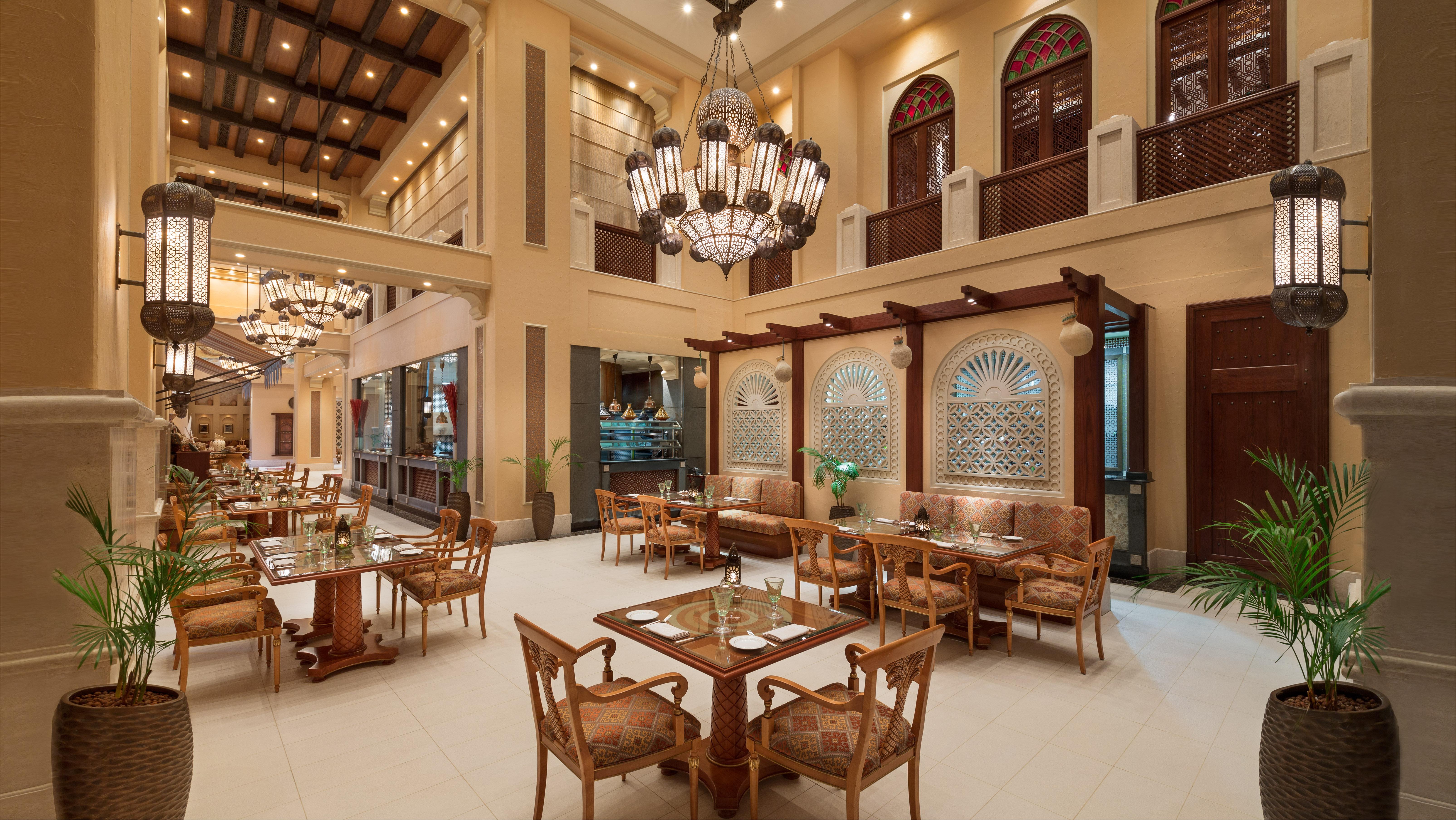 Emirates Palace Mandarin Oriental, Abu Dhabi Exterior foto The restaurant