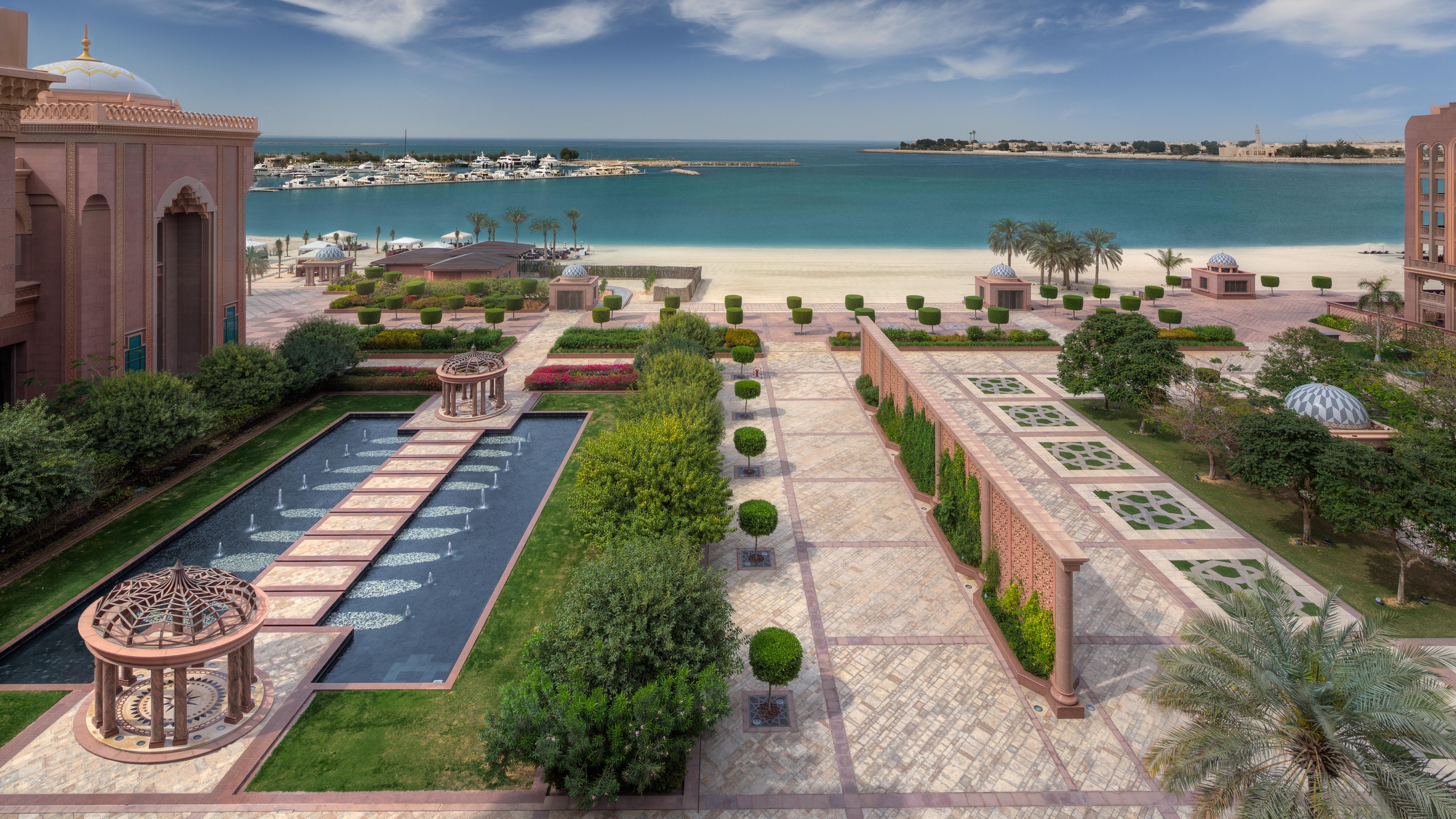 Emirates Palace Mandarin Oriental, Abu Dhabi Exterior foto The Oberoi Beach, Muscat