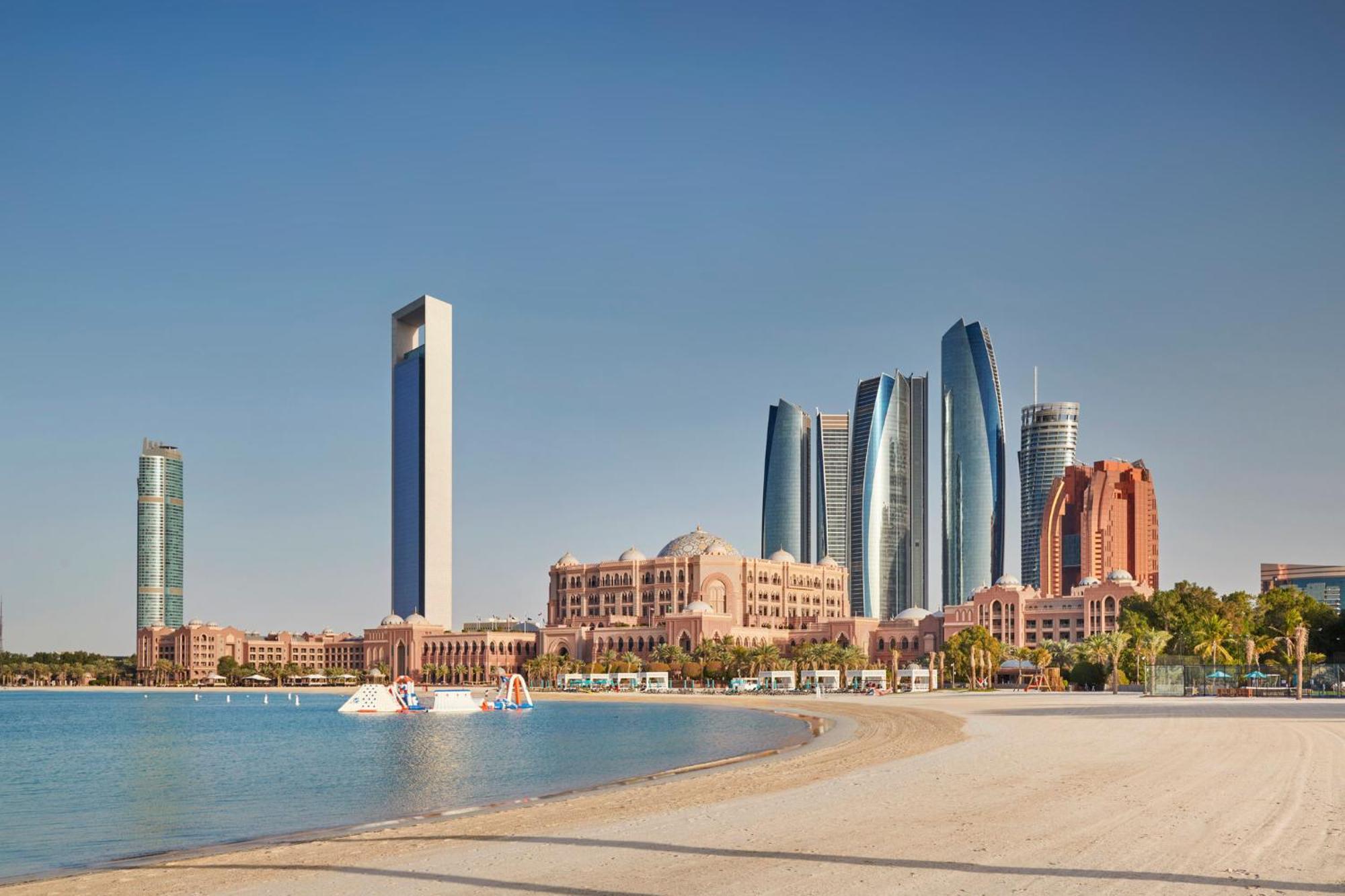 Emirates Palace Mandarin Oriental, Abu Dhabi Exterior foto Etihad Towers, Abu Dhabi